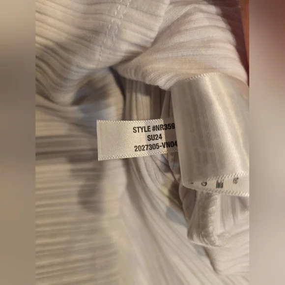 Madewell Ribbed Off-the-Shoulder Top white medium $62 - Picture 8 of 8